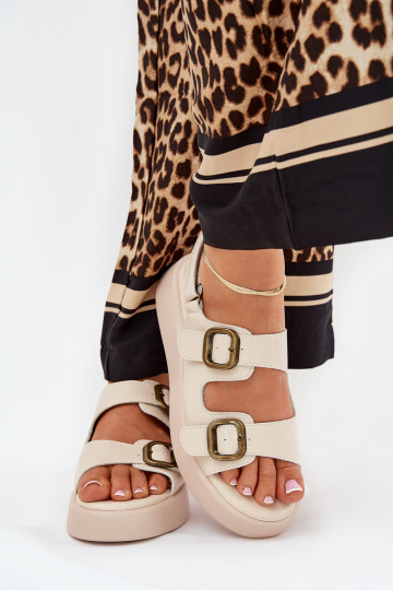 Dámské sandály s platformou I Koturnie s přezkami béžové Genorre 2
