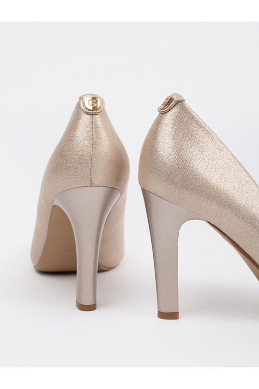 béžové  vysoké podpatky s tenkým podpatkem béžové  vysoké podpatky s tenkým podpatkem