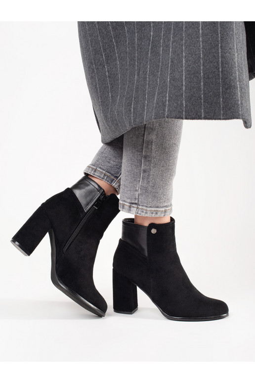 ze semiše boty na podpatku Černé ze semiše boty na podpatku Černé