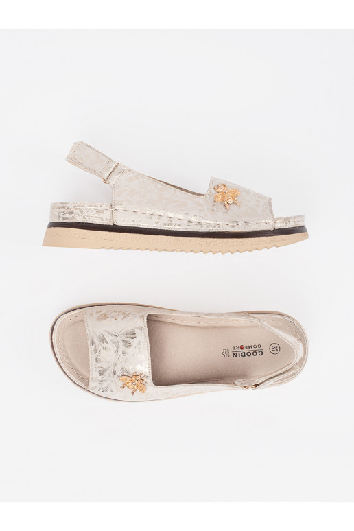 slonová kost sandály s platformou z przypinką