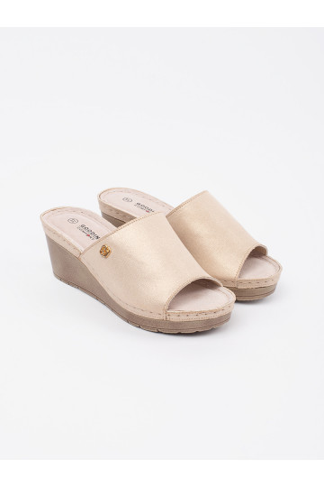 zlaté barvy Pantofle   2