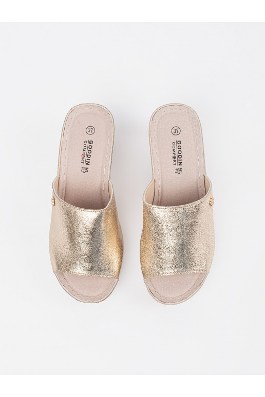 zlaté barvy Pantofle   zlaté barvy Pantofle