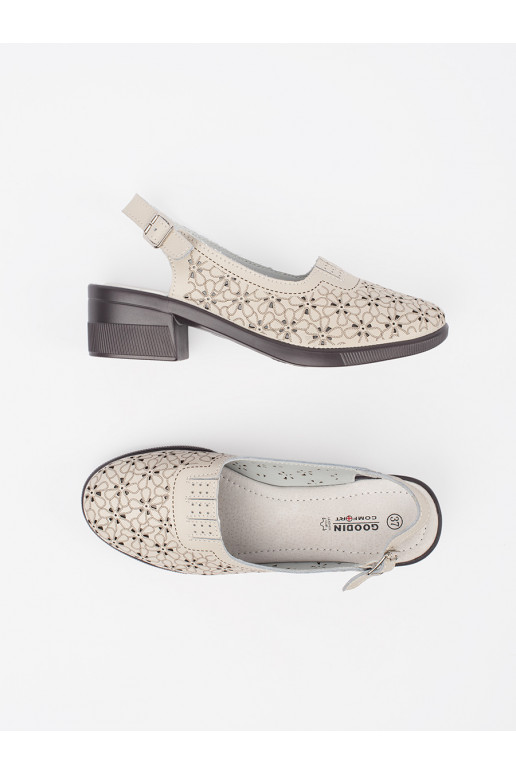 béžové dziurkowane sandály  béžové dziurkowane sandály