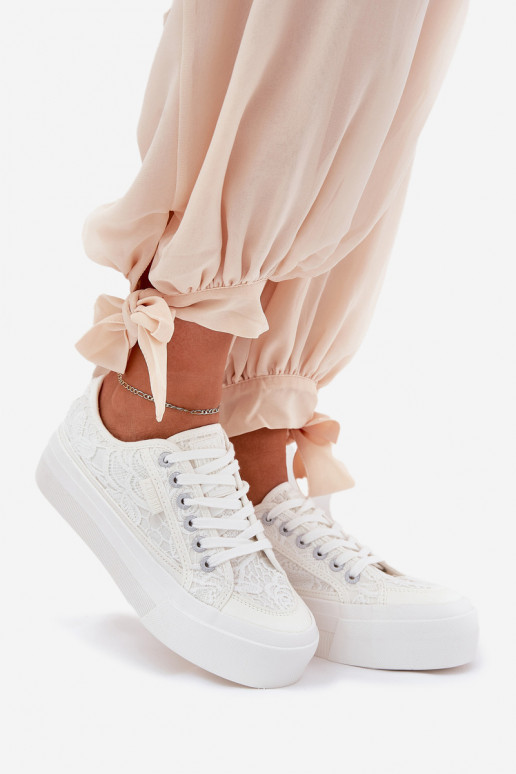 s krajkovými motivy Ležérní obuv Big Star RR274747 bílé