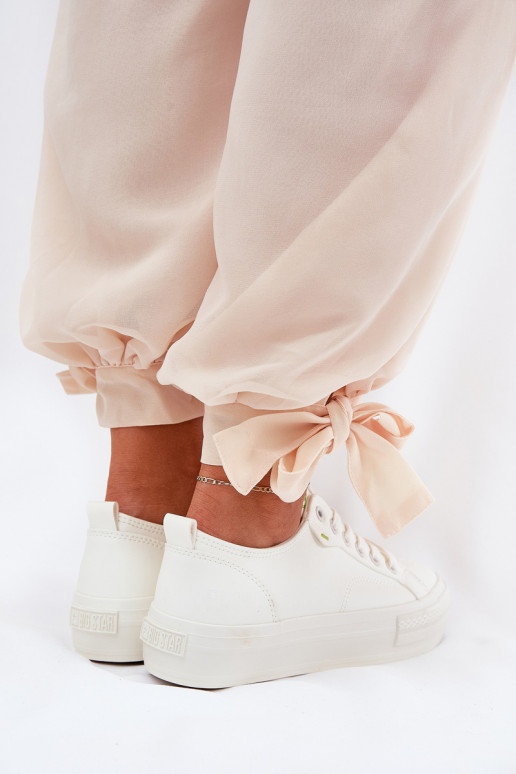 Ležérní obuv s platformou z ekologické kůže Big Star RR274A295 bílé Ležérní obuv s platformou z ekologické kůže Big Star RR274A295 bílé