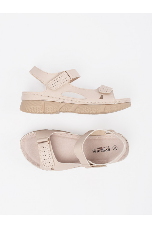 béžové  sandály 