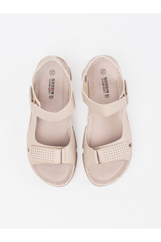 béžové  sandály 