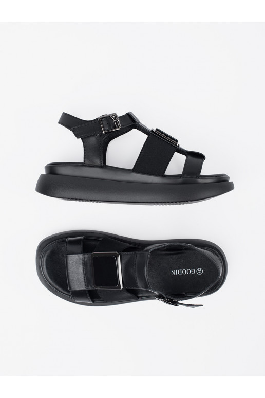 Černé   sandály s platformou