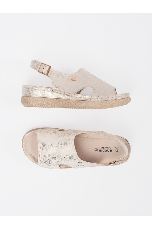 slonová kost  sandály 