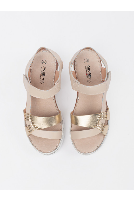 béžové sandály s platformou z m zdobieniem béžové sandály s platformou z m zdobieniem