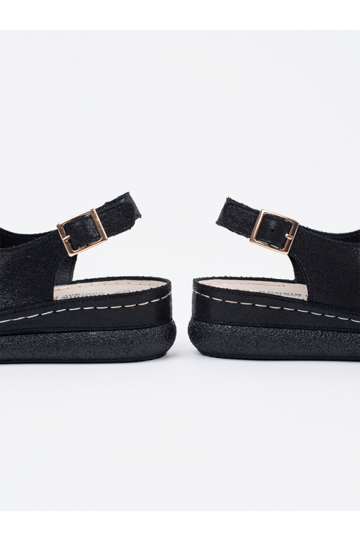Černé  sandály 