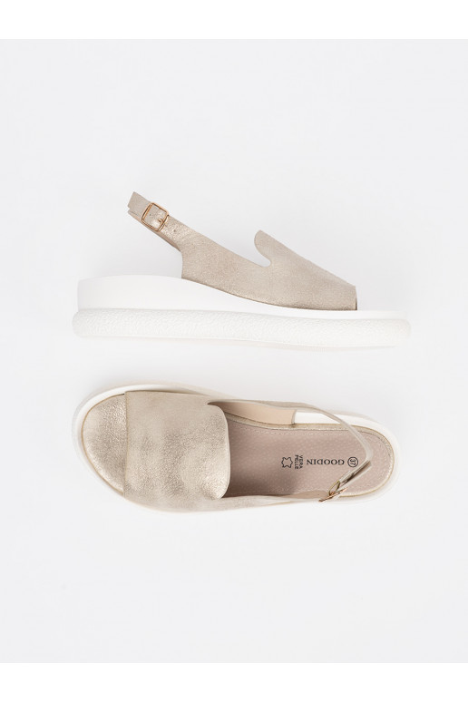 zlaté barvy  sandály 