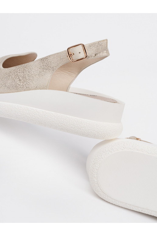 zlaté barvy  sandály 