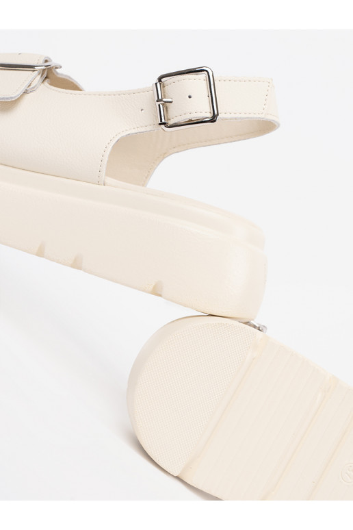 béžové  sandály s platformou