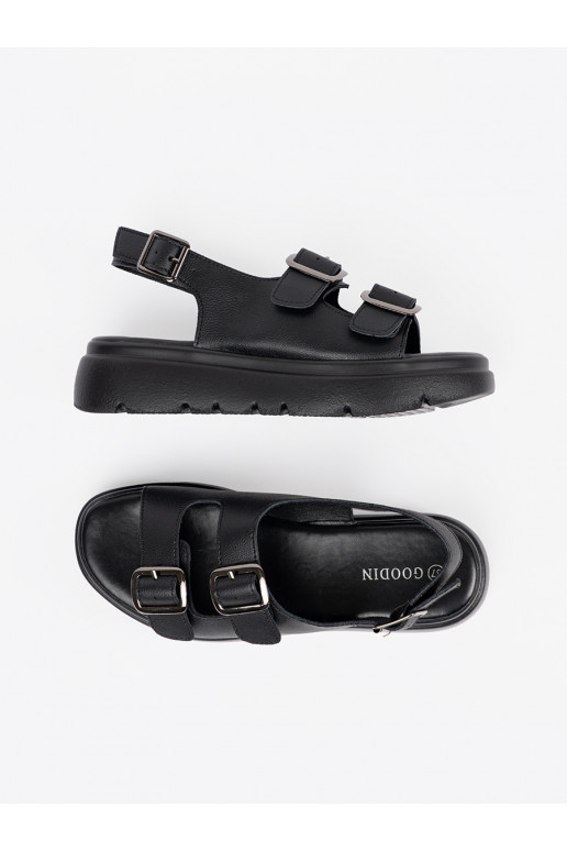 Černé  sandály s platformou