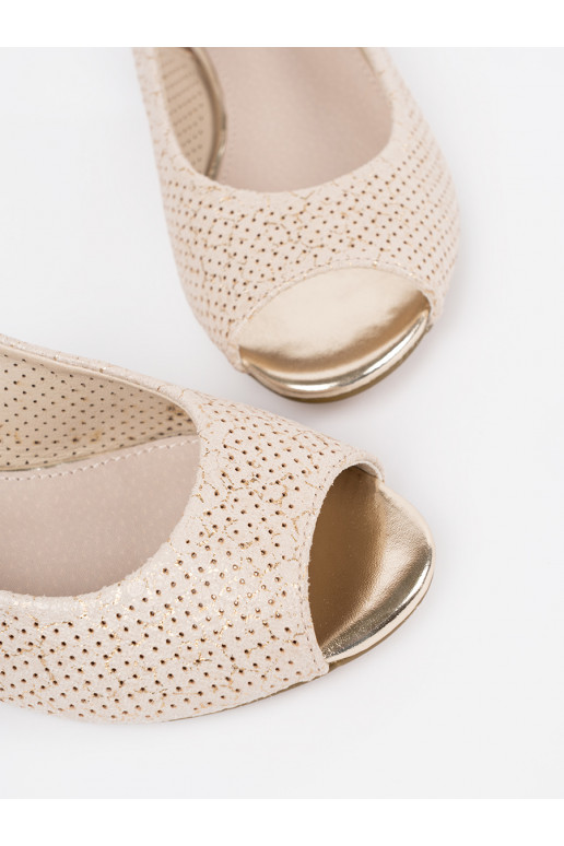 slonová kost  sandály 