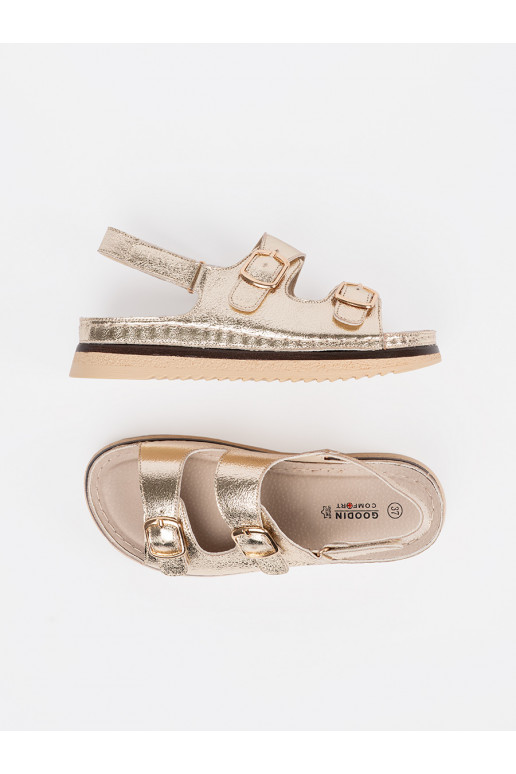 zlaté barvy sandály ze mi elementami