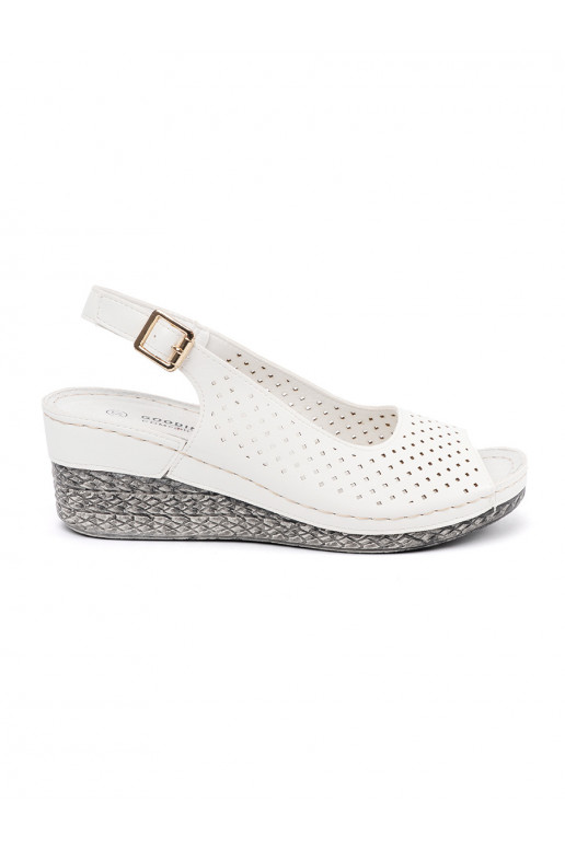 bílé  sandály  bílé  sandály