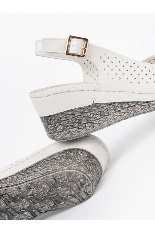 bílé  sandály  bílé  sandály