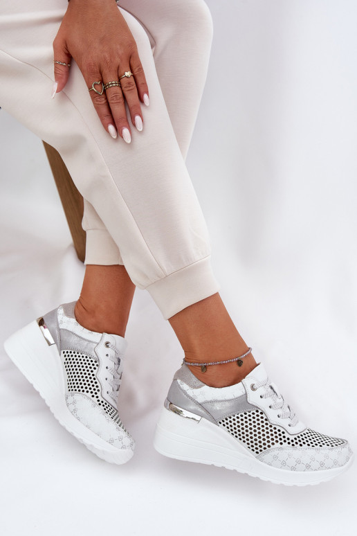 s ažurovými prvky tenisky Tenisky  S.Barski LR51-641 bílé  s ažurovými prvky tenisky Tenisky  S.Barski LR51-641 bílé