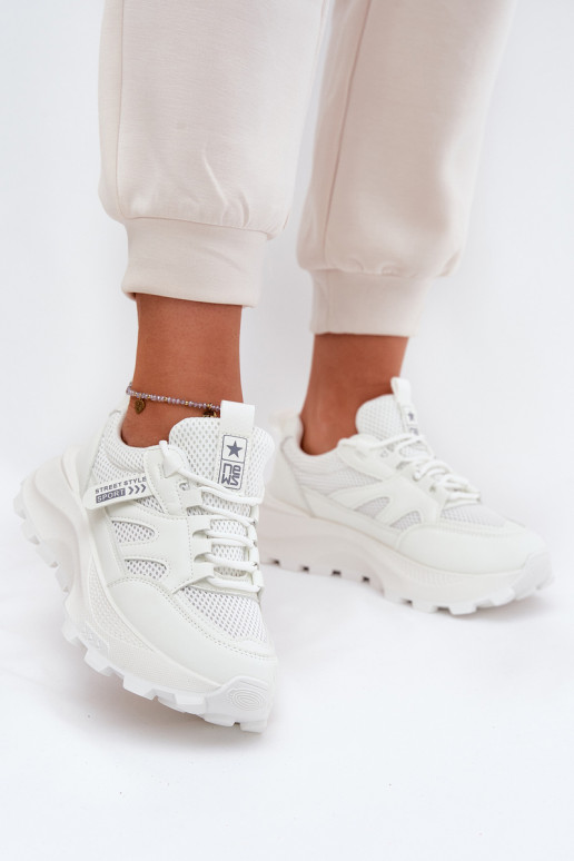 tenisky Tenisky  s masivní podrážkou bílé Prononice tenisky Tenisky  s masivní podrážkou bílé Prononice