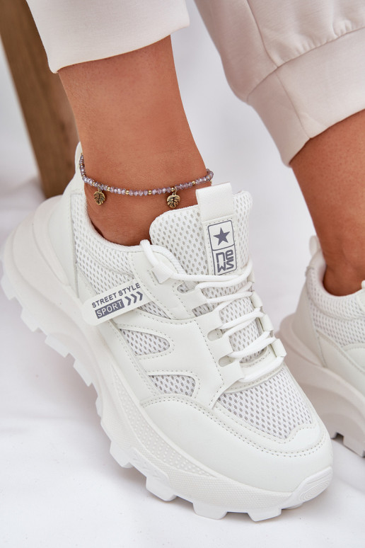 tenisky Tenisky  s masivní podrážkou bílé Prononice tenisky Tenisky  s masivní podrážkou bílé Prononice