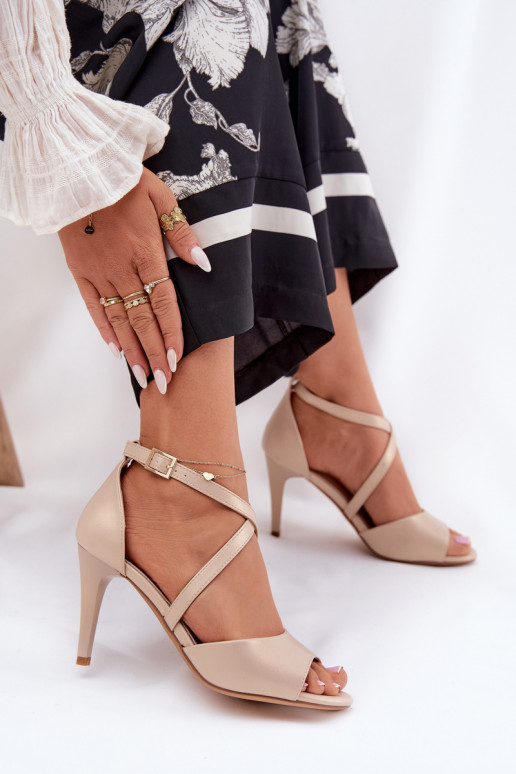 módní sandály s tenkými podpatky zlaté barvy Loressa módní sandály s tenkými podpatky zlaté barvy Loressa