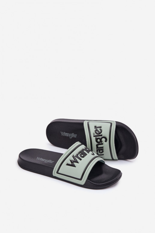 Pantofle  WRANGLER AVERELL SLIDER MEN LOW 20251042.52D světle zelená Pantofle  WRANGLER AVERELL SLIDER MEN LOW 20251042.52D světle zelená