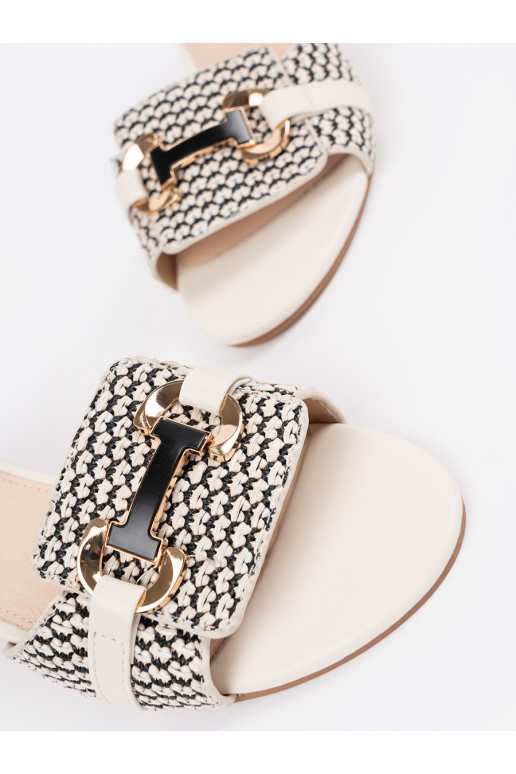 bílé sandály  na średnim słupku bílé sandály  na średnim słupku