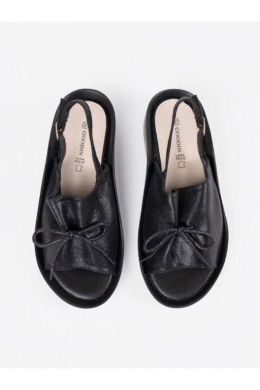 Černé sandály  ze skórzaną wkładką Černé sandály  ze skórzaną wkładką