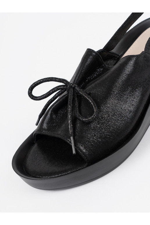 Černé sandály  ze skórzaną wkładką Černé sandály  ze skórzaną wkładką