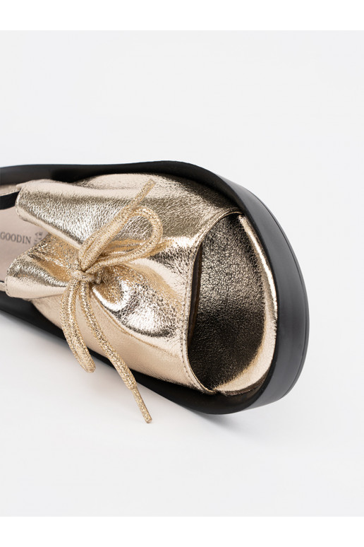 zlaté barvy sandály  ze skórzaną wkładką zlaté barvy sandály  ze skórzaną wkładką