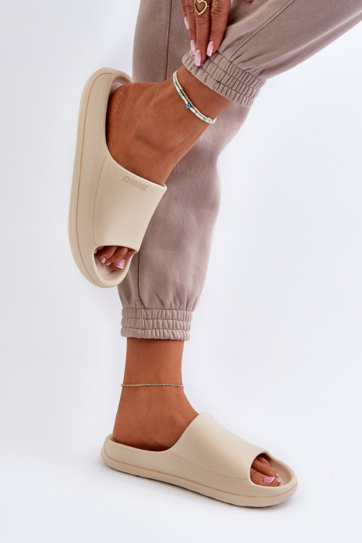 Moteriškos šlepetės Big Star smėlio...