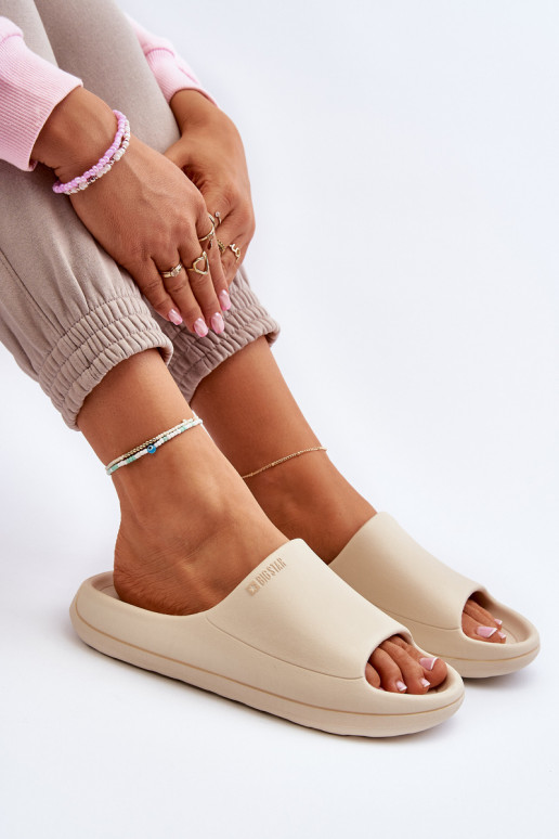 Moteriškos šlepetės Big Star smėlio...