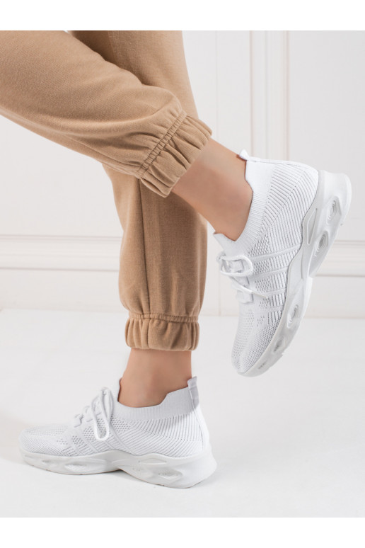 Boty ve sportovním stylu bílé  Boty ve sportovním stylu bílé