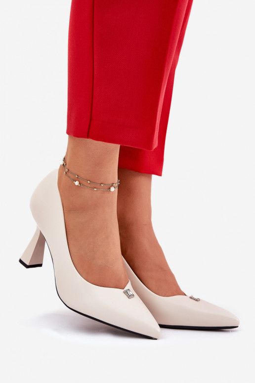 Elegantní styl Obuv Na Rozszerzanej Szpilce Vinceza 62222 béžové Elegantní styl Obuv Na Rozszerzanej Szpilce Vinceza 62222 béžové