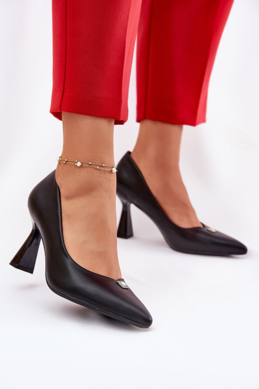 Elegantní styl Obuv Na Rozszerzanej Szpilce Vinceza 62222 Černé Elegantní styl Obuv Na Rozszerzanej Szpilce Vinceza 62222 Černé