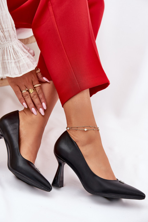 Elegantní styl Obuv Na Rozszerzanej Szpilce Vinceza 62222 Černé Elegantní styl Obuv Na Rozszerzanej Szpilce Vinceza 62222 Černé