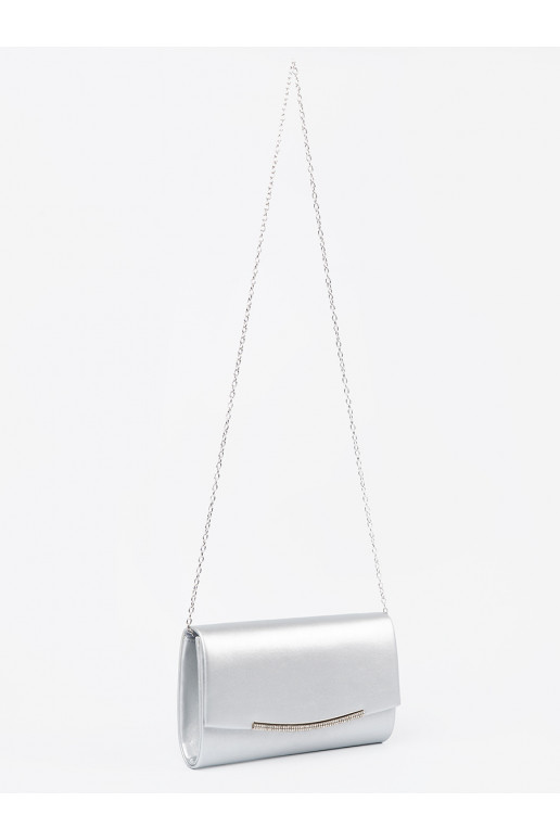 stříbrné barvy typ obálky s ozdobným řetízkem