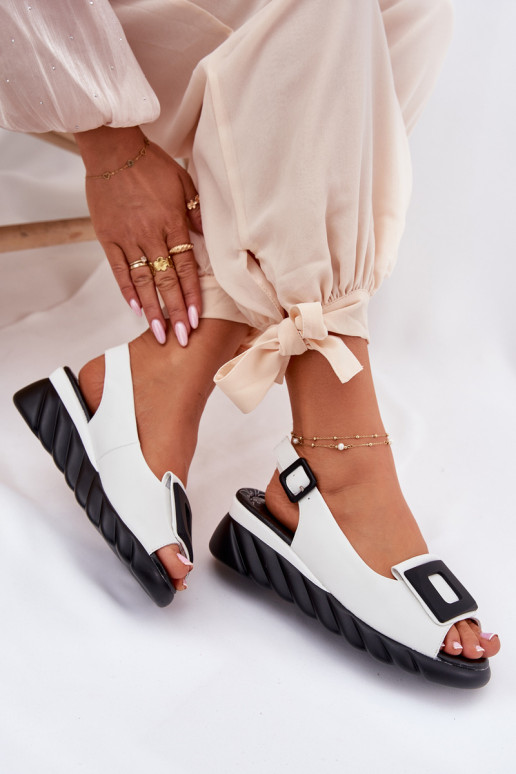 Dámské sandály    Artiker 56C2157 bílé Dámské sandály    Artiker 56C2157 bílé