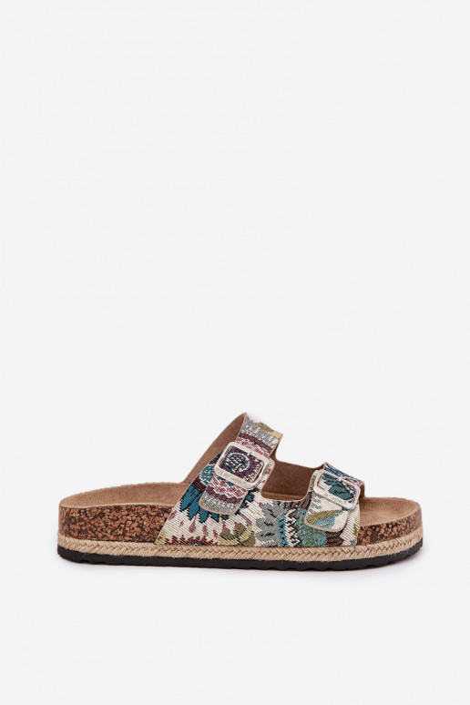 Dámské pantofle s platformou s přezkami Lee Cooper LCW-25-35-3483L různé barvy  Dámské pantofle s platformou s přezkami Lee Cooper LCW-25-35-3483L různé barvy
