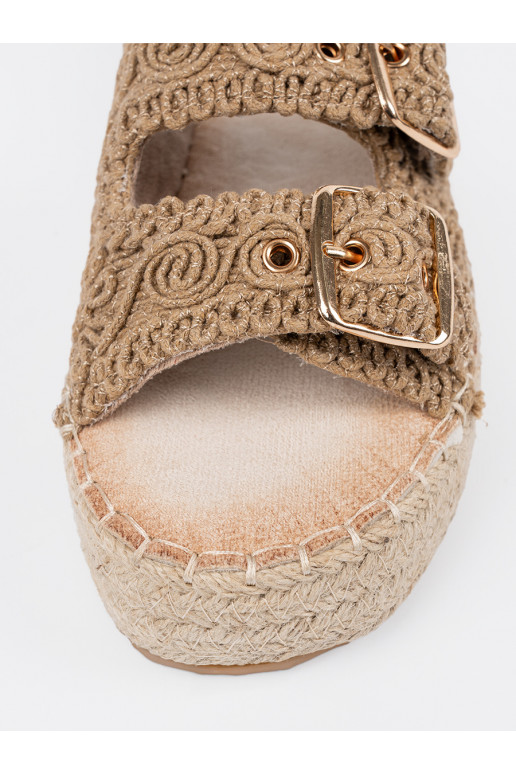 Pantofle   s platformou  Pantofle   s platformou