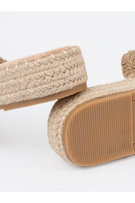 Pantofle   s platformou  Pantofle   s platformou