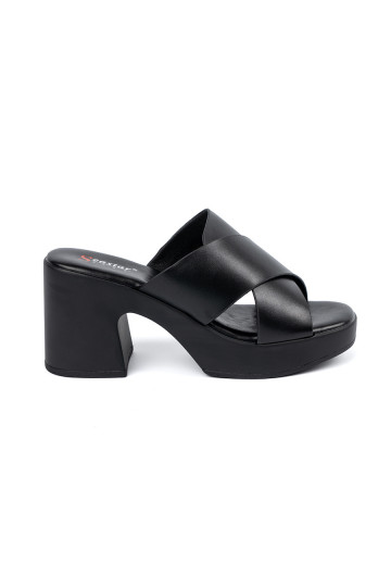 Černé Pantofle na podpatku