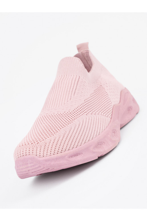 růžová sportovní obuv  růžová sportovní obuv