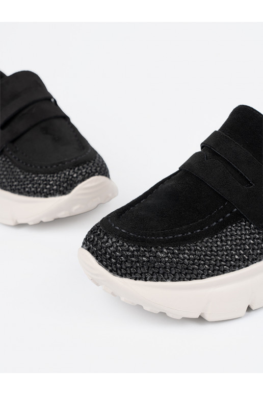 Černé Tenisky s masivním podpatkem Černé Tenisky s masivním podpatkem