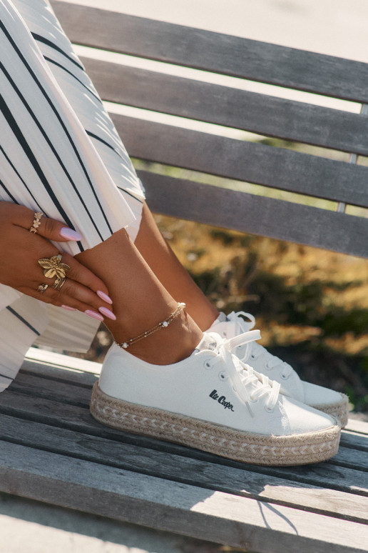 Ležérní obuv  Lee Cooper LCW-25-44-3217 bílé Ležérní obuv  Lee Cooper LCW-25-44-3217 bílé