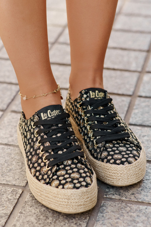 Ležérní obuv s platformou  Lee Cooper LCW-25-08-3647L Černé  Ležérní obuv s platformou  Lee Cooper LCW-25-08-3647L Černé