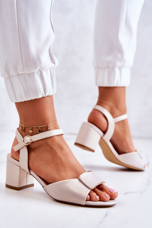 Elegantní sandály na vysokém podpatku béžové Lorisa  Elegantní sandály na vysokém podpatku béžové Lorisa