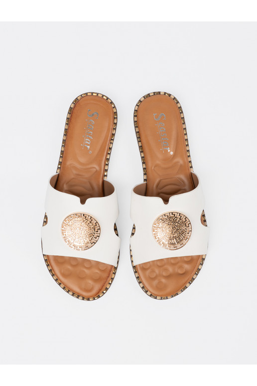 Pantofle bílé se zlatými detaily Pantofle bílé se zlatými detaily